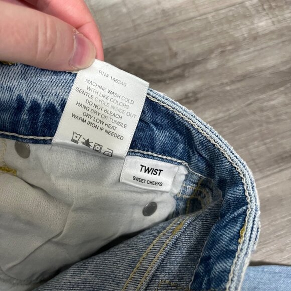 AMO Twist Sweet Cheeks Mid Rise Distressed Skinny Jeans Blue Women’s Size 25 - Picture 12 of 12